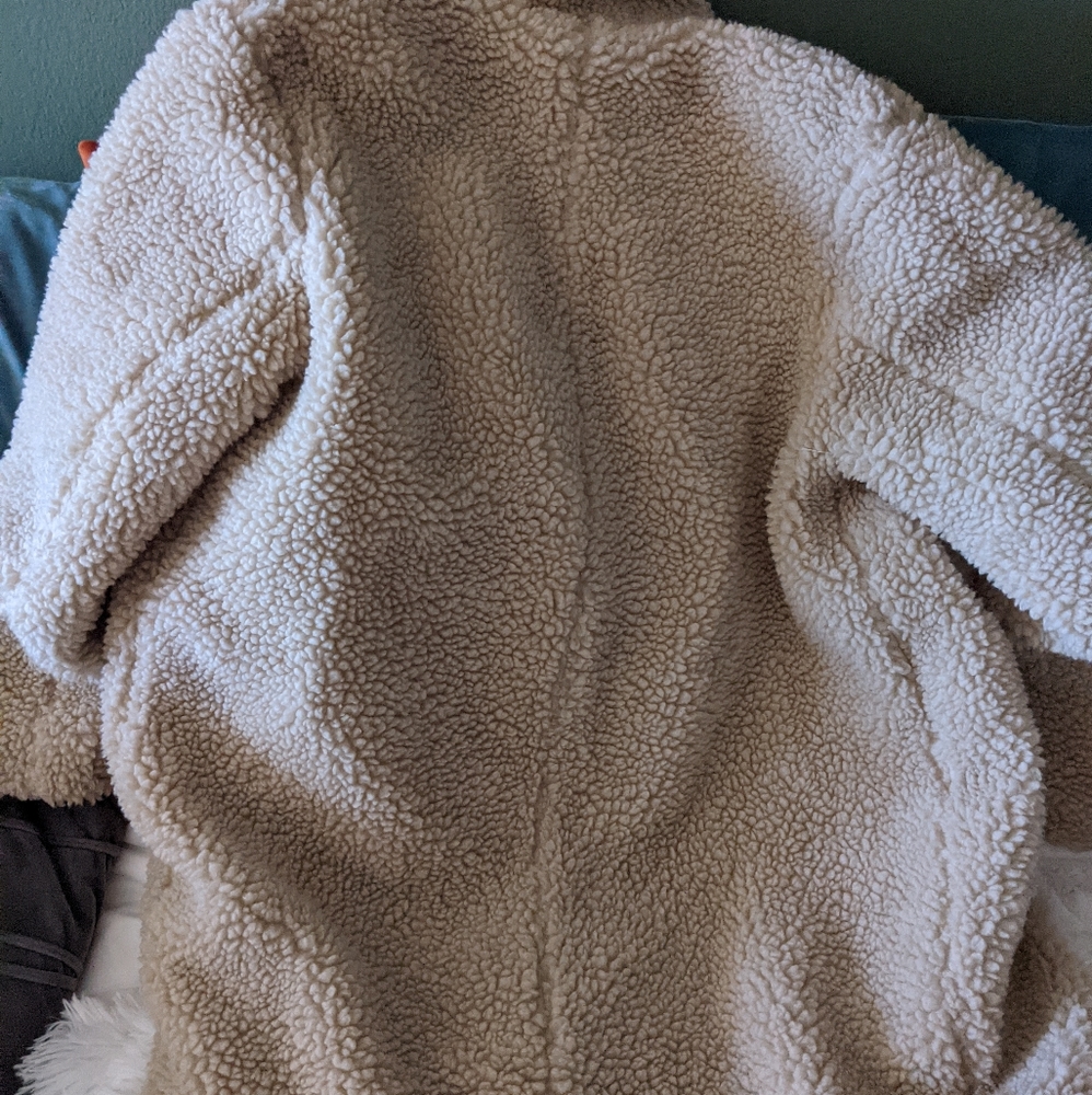 Teddy Coat - image 3